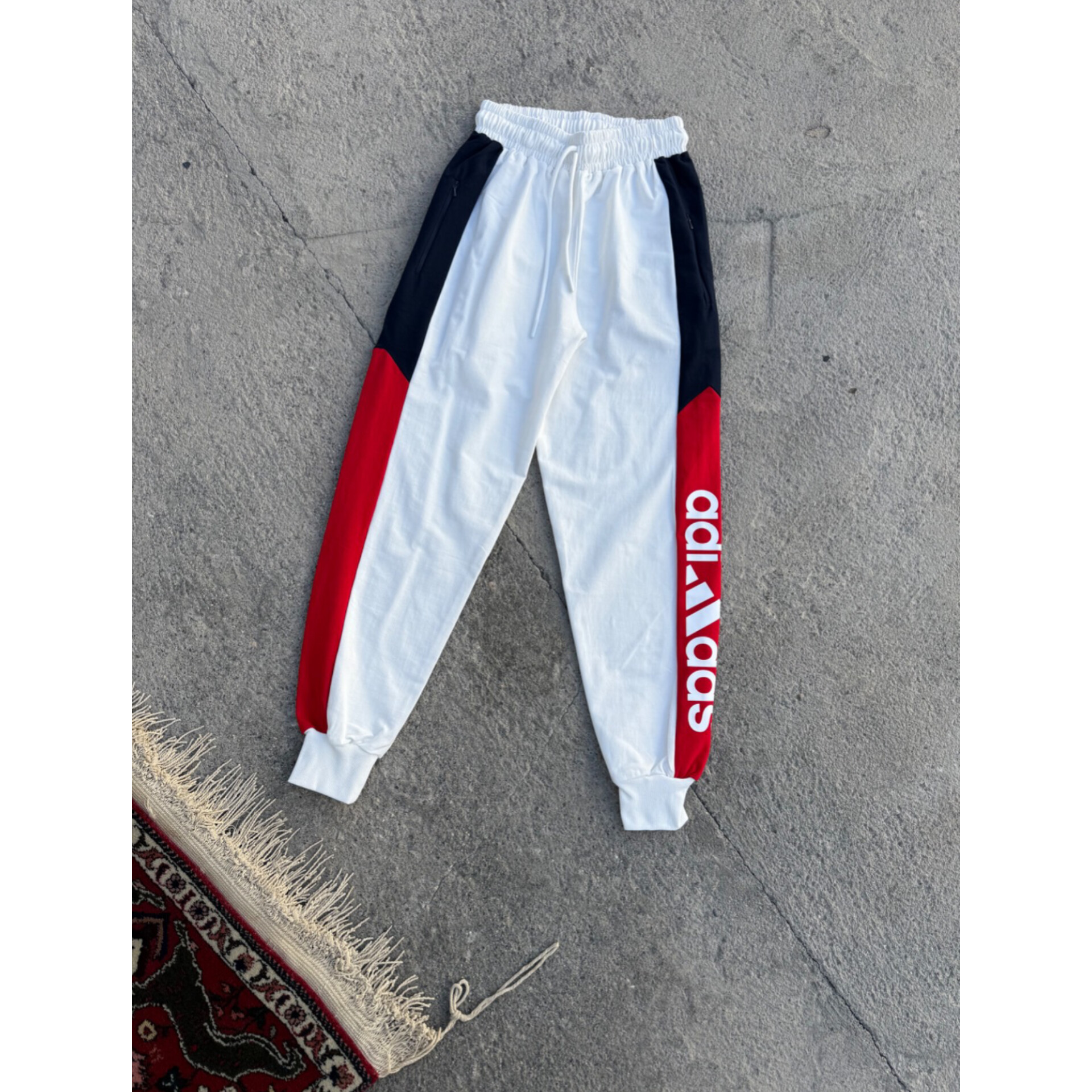 اسلش adidas