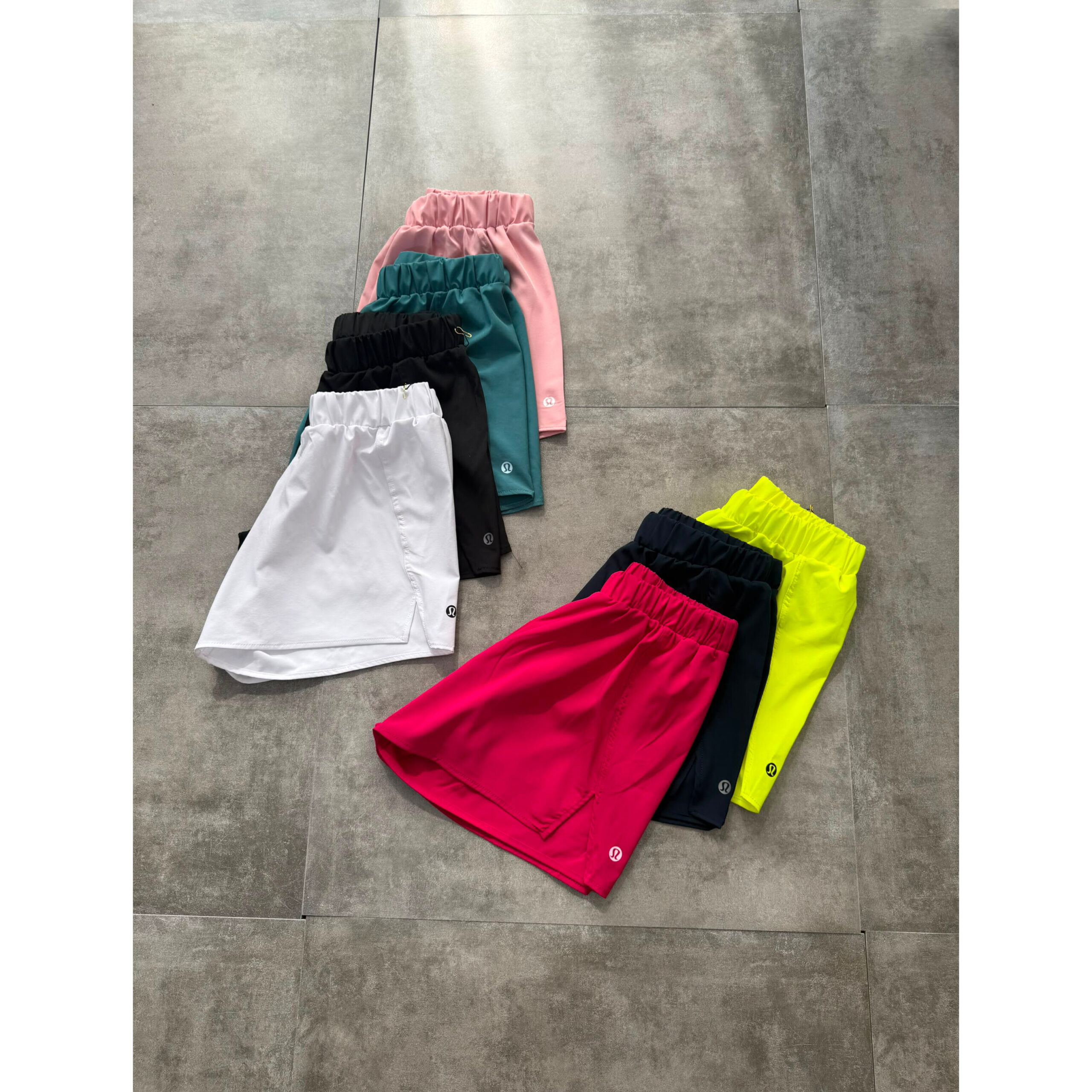 شورتک lululemon